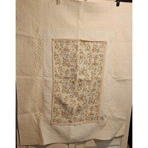 Quilt Cracker Barrel With Floral & Lace Design 59x50 Country